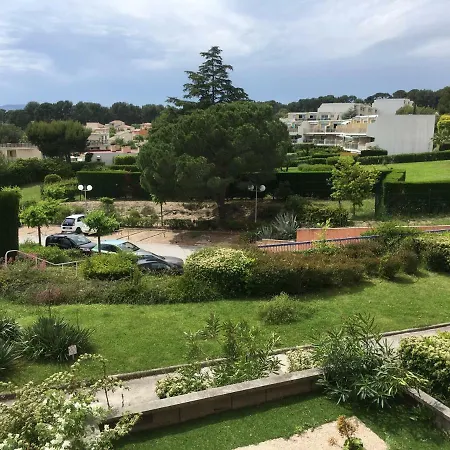 Cap Liouquet Apartman *
